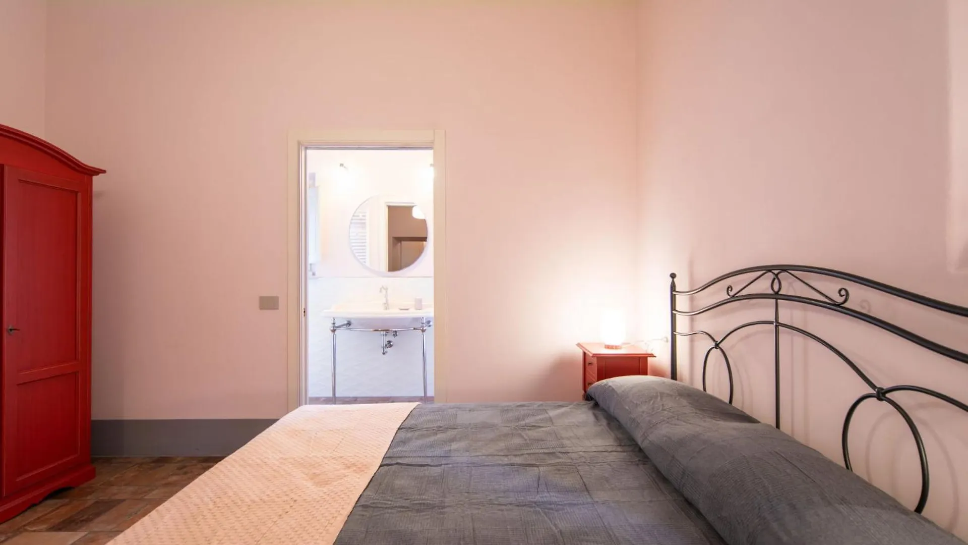 Apartment Antico Duomo-1 By Interhome 코르토나
